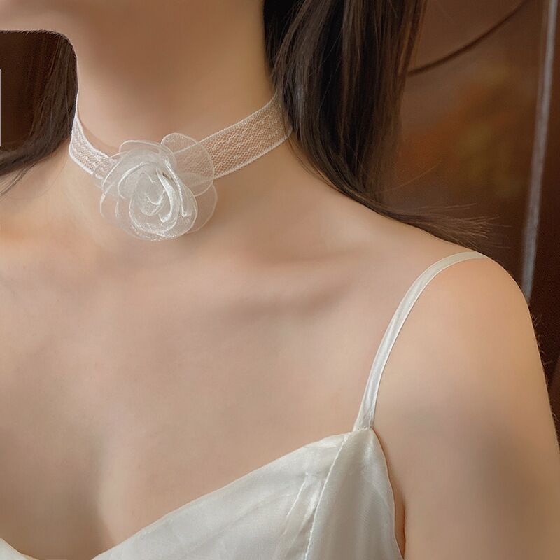 Wholesale Retro girl' s necklace with dark night rose and ns